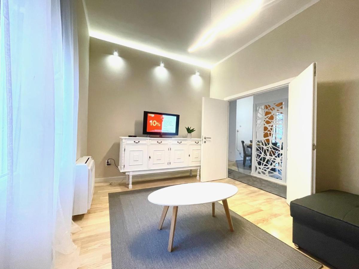 Skadarlija Bohemian Apartment Beograd Bagian luar foto